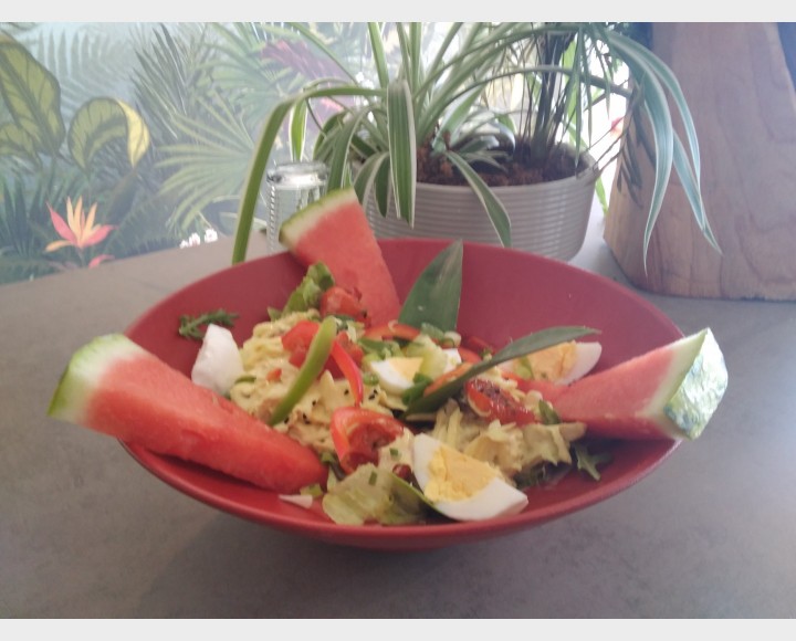<h6 class='prettyPhoto-title'>SALADE INDIENNE</h6>