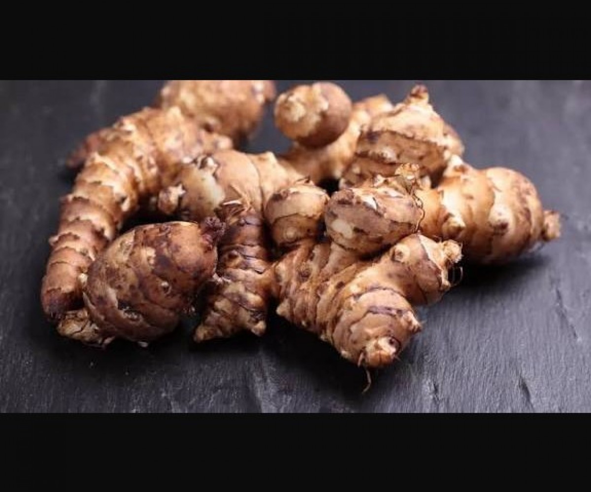 <h3 class='prettyPhoto-title'>Crema de alcachofas de Jerusalén con tocino italiano </h3>