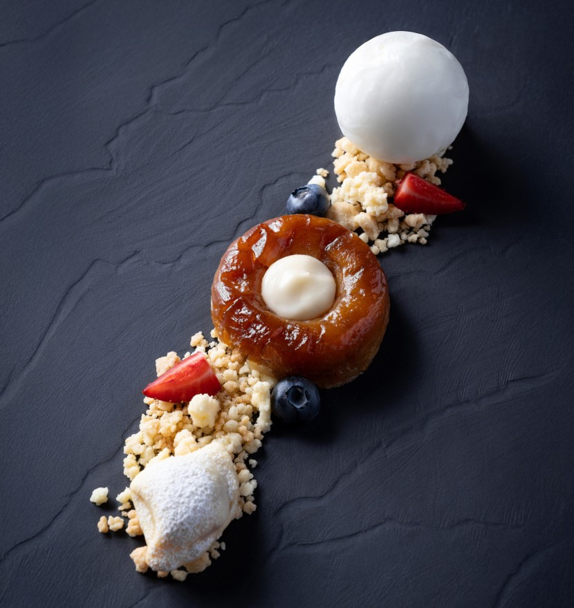 <h6 class='prettyPhoto-title'>APPLE TATIN</h6>