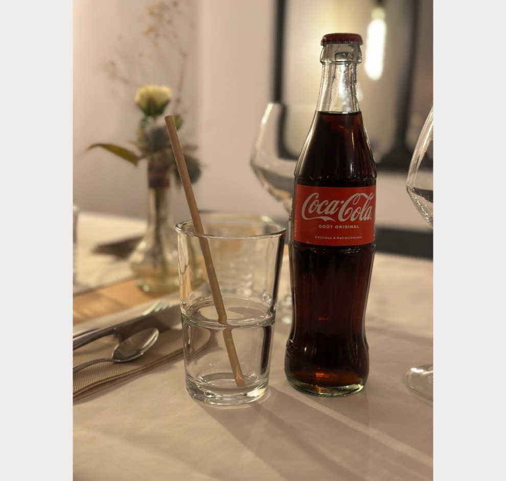 <h6 class='prettyPhoto-title'>Coca-Cola / Coca-Cola Zero</h6>