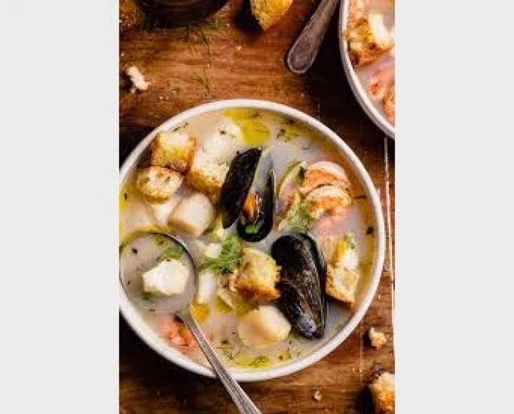 <h6 class='prettyPhoto-title'>Mix Seafood Soup</h6>