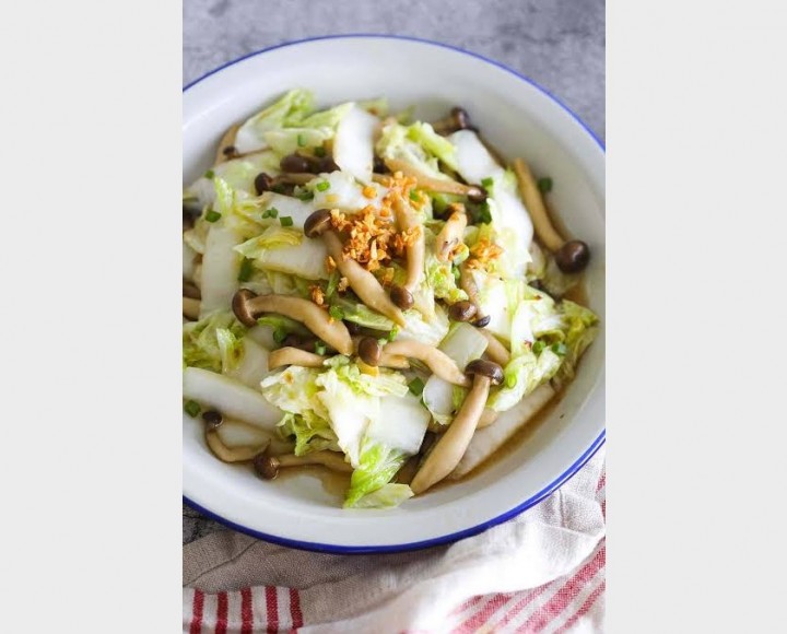 <h6 class='prettyPhoto-title'>Chinese cabbage with Oyster mushrooms </h6>