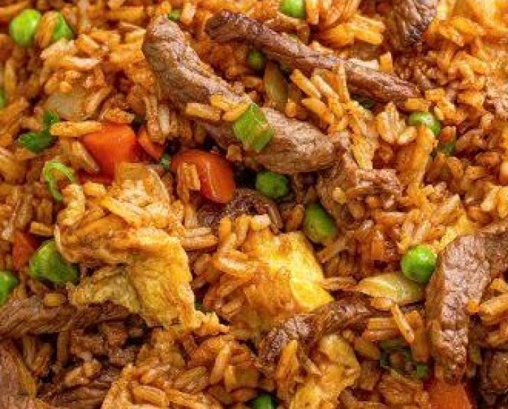 <h6 class='prettyPhoto-title'>Fried Rice of Choice (Chicken, beef, pork)</h6>