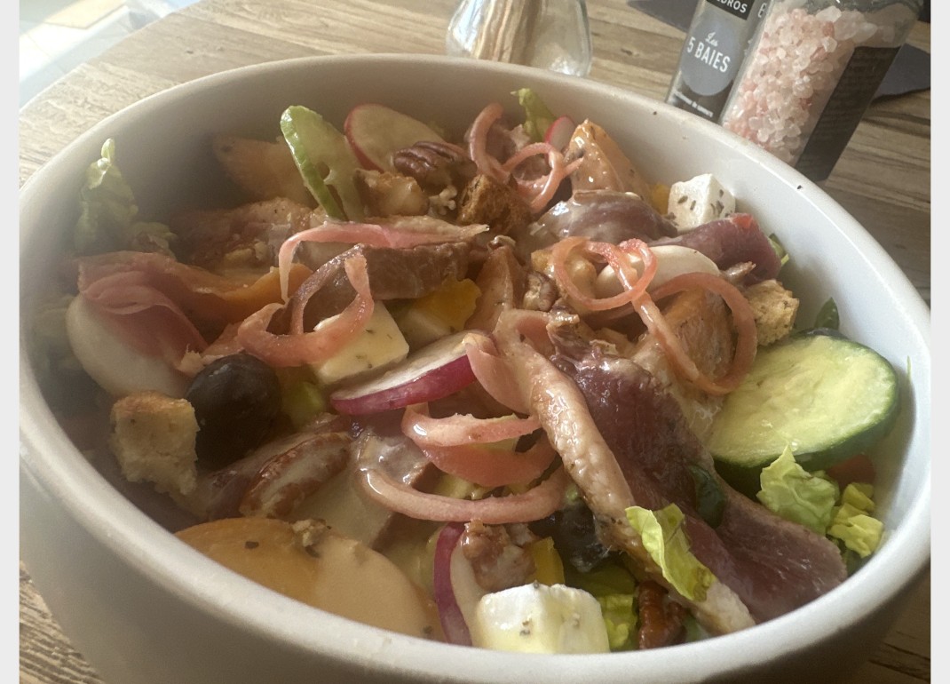 <h3 class='prettyPhoto-title'>LA SALADE </h3>