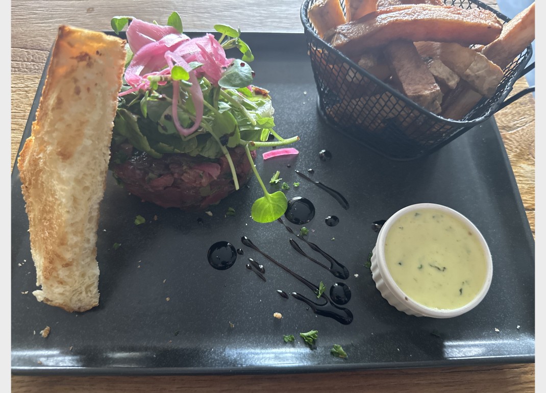 <h3 class='prettyPhoto-title'>LE TARTARE</h3>