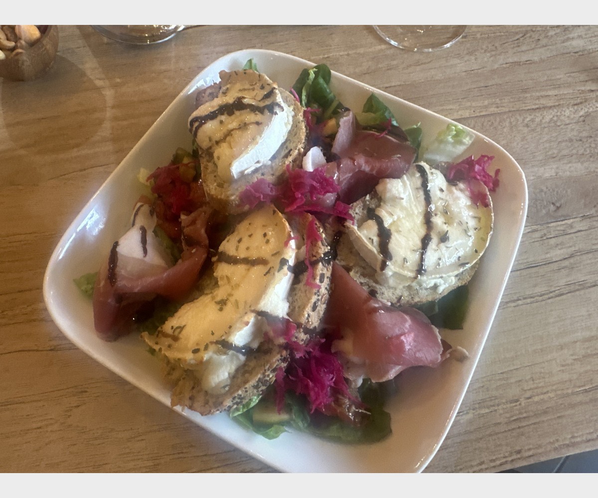 <h3 class='prettyPhoto-title'>LA SALADE </h3>