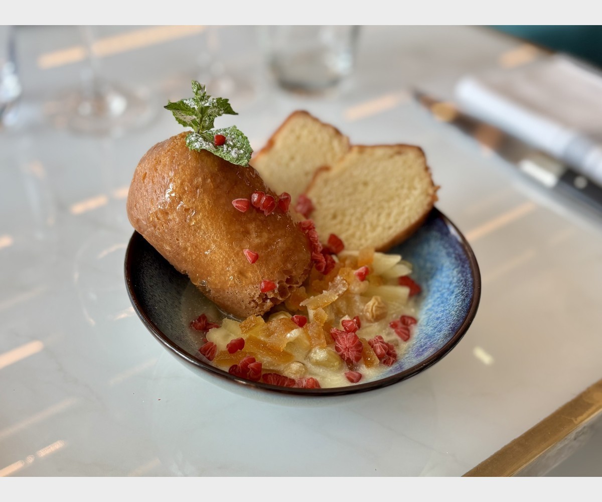 <h6 class='prettyPhoto-title'>Baba ananas piña colada (rhum-coco)</h6>