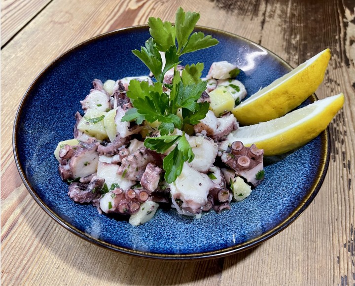 <h6 class='prettyPhoto-title'>Insalata di polpo con patate</h6>