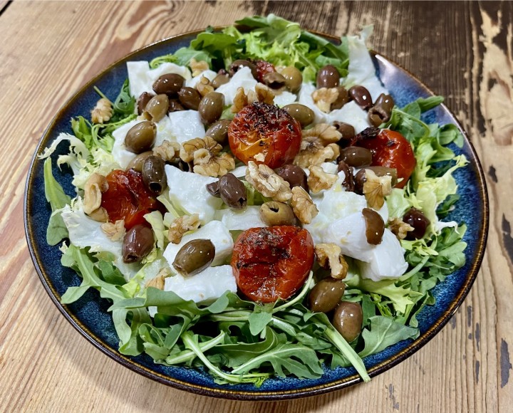 <h6 class='prettyPhoto-title'>Mediterraner Salat </h6>