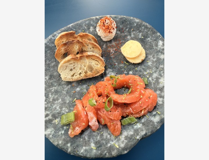 <h3 class='prettyPhoto-title'>LE SAUMON</h3>
