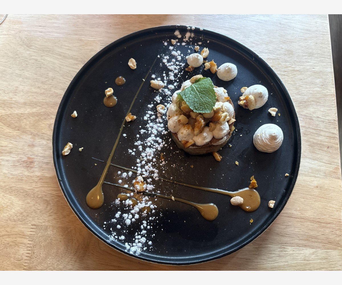 <h3 class='prettyPhoto-title'>LA PERA</h3>