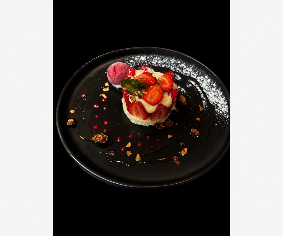<h3 class='prettyPhoto-title'>LA FRESA </h3>