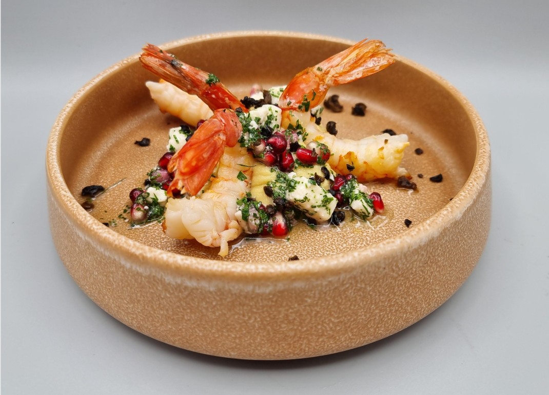 <h3 class='prettyPhoto-title'>Crevettes sauvages sautées, houmous de pois chiche</h3>