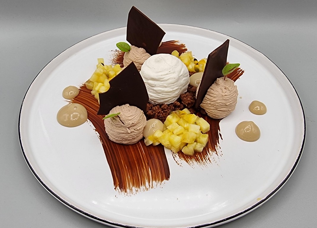 <h6 class='prettyPhoto-title'>Déclinaison chocolat-fruits exotiques.</h6>