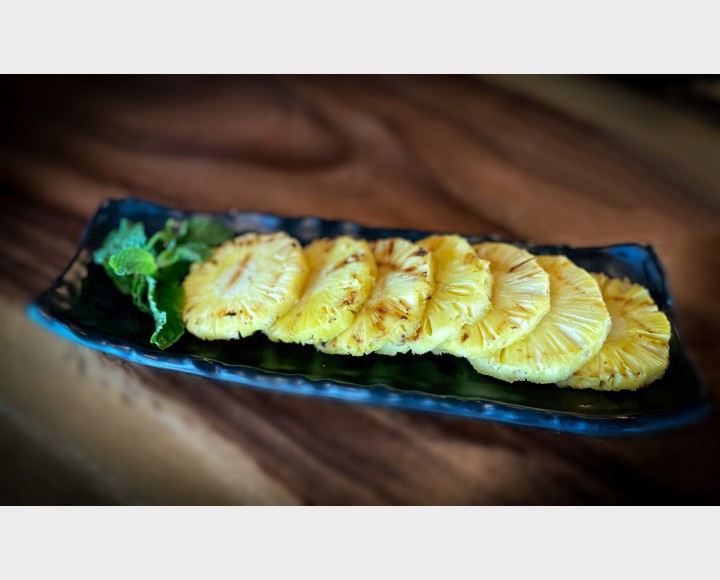 <h6 class='prettyPhoto-title'>GRILLED PINEAPPLE</h6>