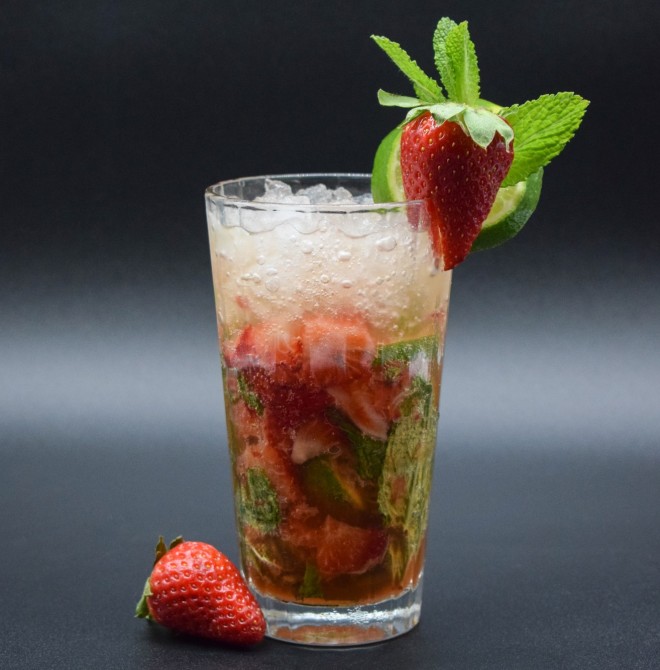 <h6 class='prettyPhoto-title'>MOJITO EMINENTE</h6>