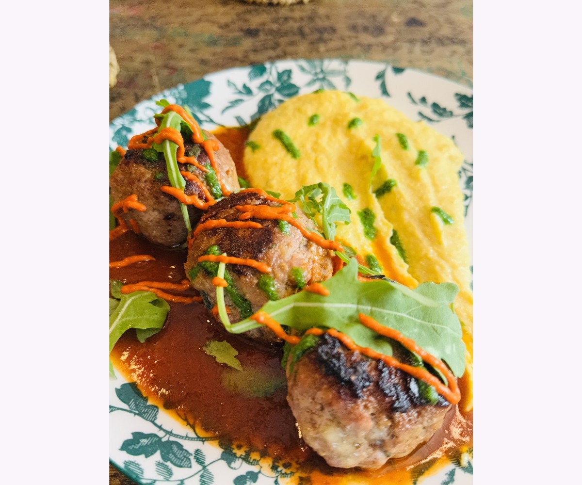 <h6 class='prettyPhoto-title'>Boulette Sicilienne polinta crémeuse au parmesan </h6>