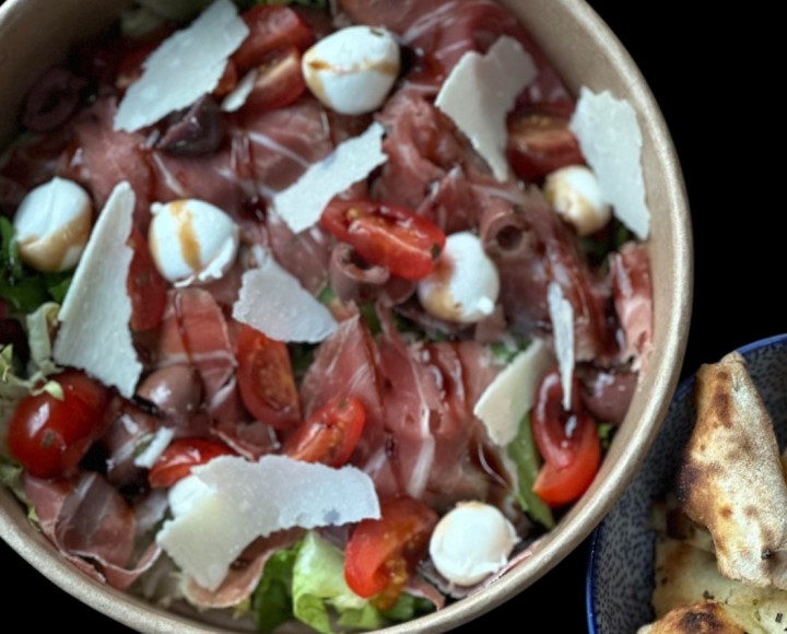 <h6 class='prettyPhoto-title'>La Prosciutto di Parma</h6>