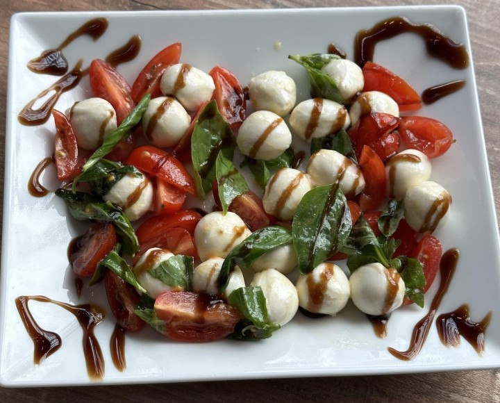 <h6 class='prettyPhoto-title'>La Caprese</h6>