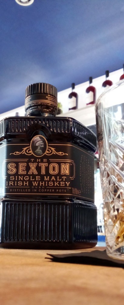 <h6 class='prettyPhoto-title'>The Sexton Single Malt Whiskey 40%</h6>