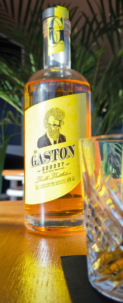 <h6 class='prettyPhoto-title'>Brandy - Mr Gaston</h6>