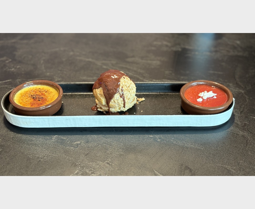 <h6 class='prettyPhoto-title'>Le Café Gourmand</h6>