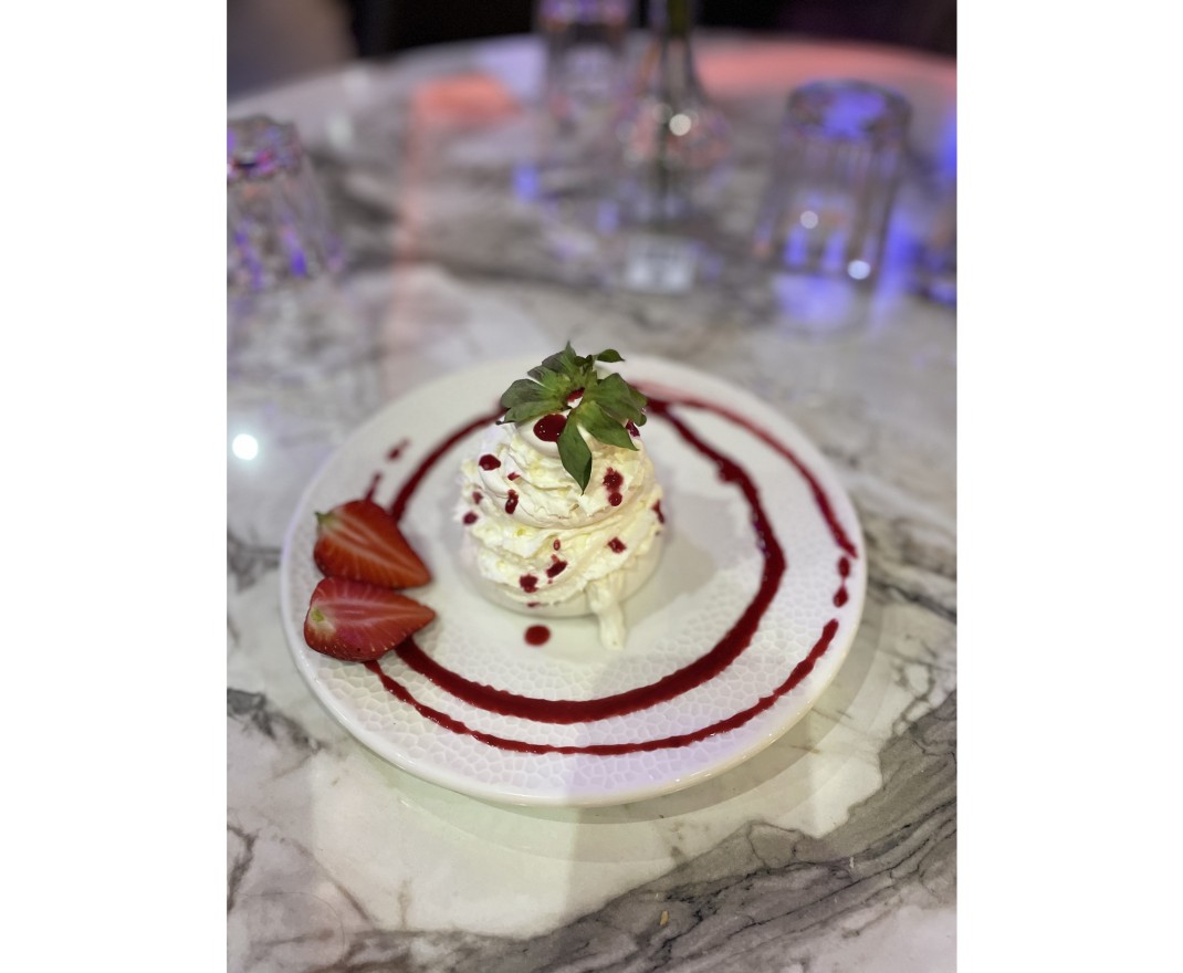 <h6 class='prettyPhoto-title'>Pavlova frutas vermelhas </h6>