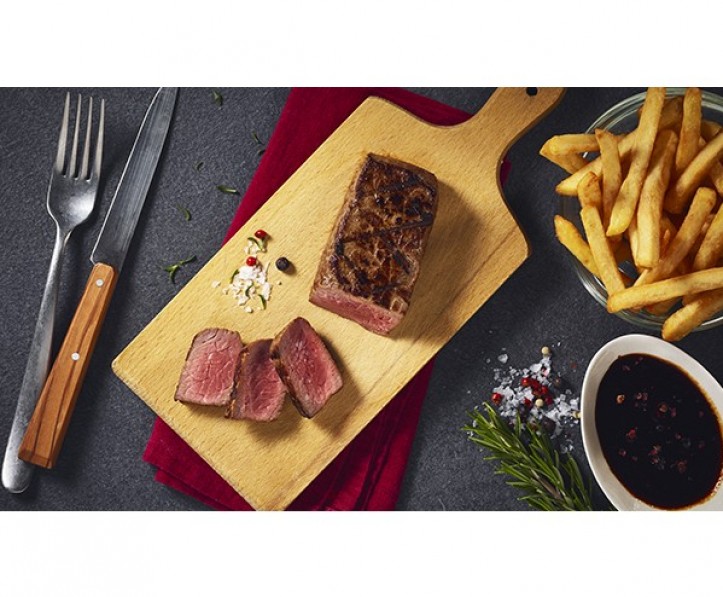 <h6 class='prettyPhoto-title'>PIECE OF MARINATED BEEF 140g</h6>