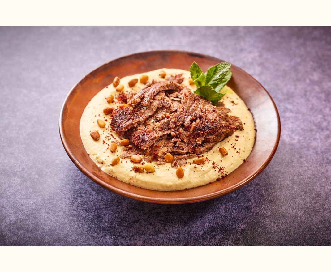 <h6 class='prettyPhoto-title'>HUMMOS “CHAWARMA”</h6>