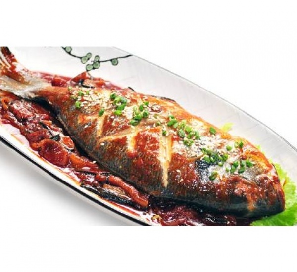 <h6 class='prettyPhoto-title'>N°35, Bream fish with spicy homemade sauce</h6>