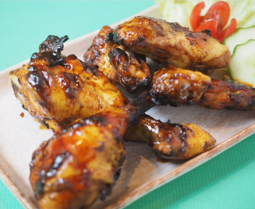 <h6 class='prettyPhoto-title'>Ayam Bakar Kecap</h6>
