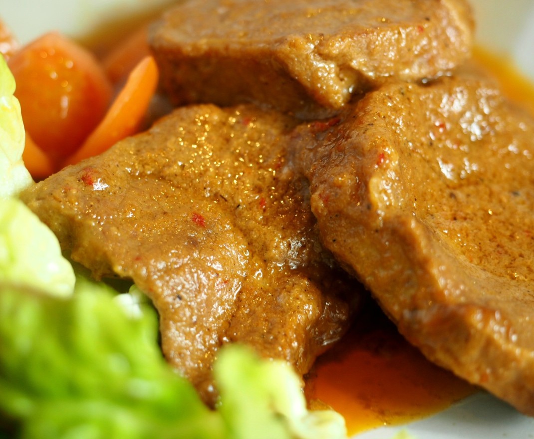 <h6 class='prettyPhoto-title'>Rendang</h6>