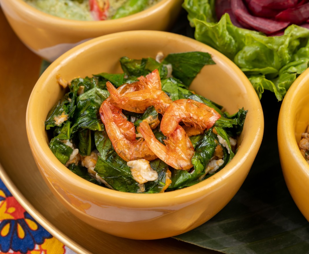 <h3 class='prettyPhoto-title'>PHUKET ABALONE MELINJO</h3>