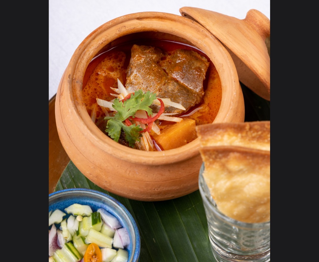 <h3 class='prettyPhoto-title'>MASTER CHEF NOOROR’S BESPOKEN MASSAMAN LAMB</h3>