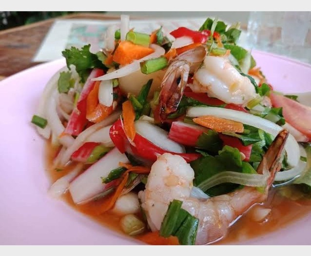 <h3 class='prettyPhoto-title'>ยำทะเลรวมมิตร</h3>