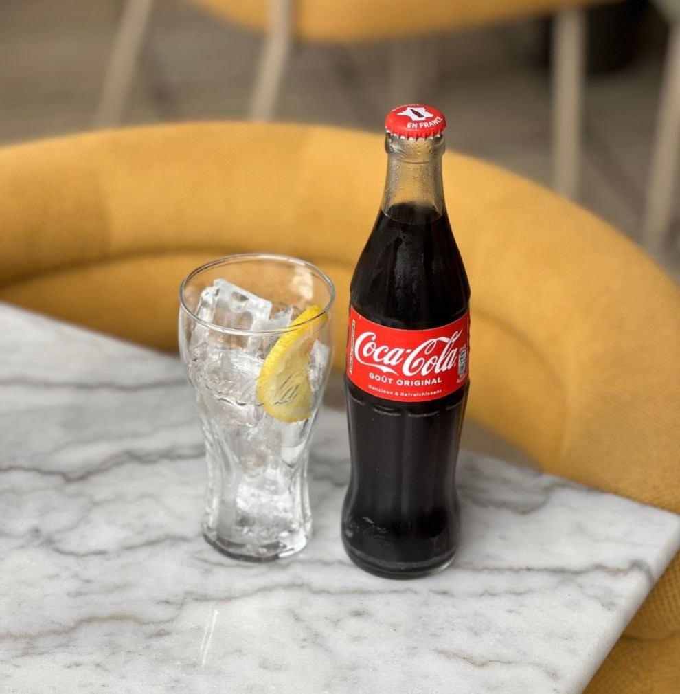 <h3 class='prettyPhoto-title'>Coca Cola</h3>