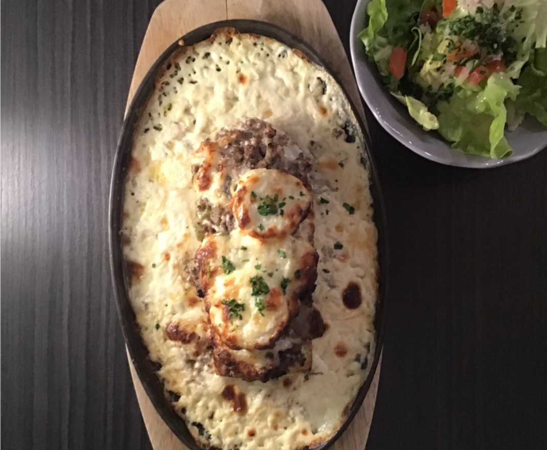 <h6 class='prettyPhoto-title'>La Chef</h6>