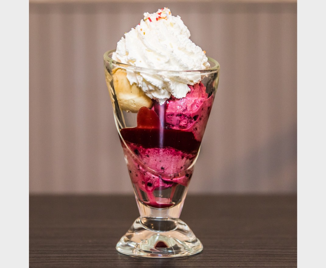 <h6 class='prettyPhoto-title'>Coupe fruits rouges</h6>