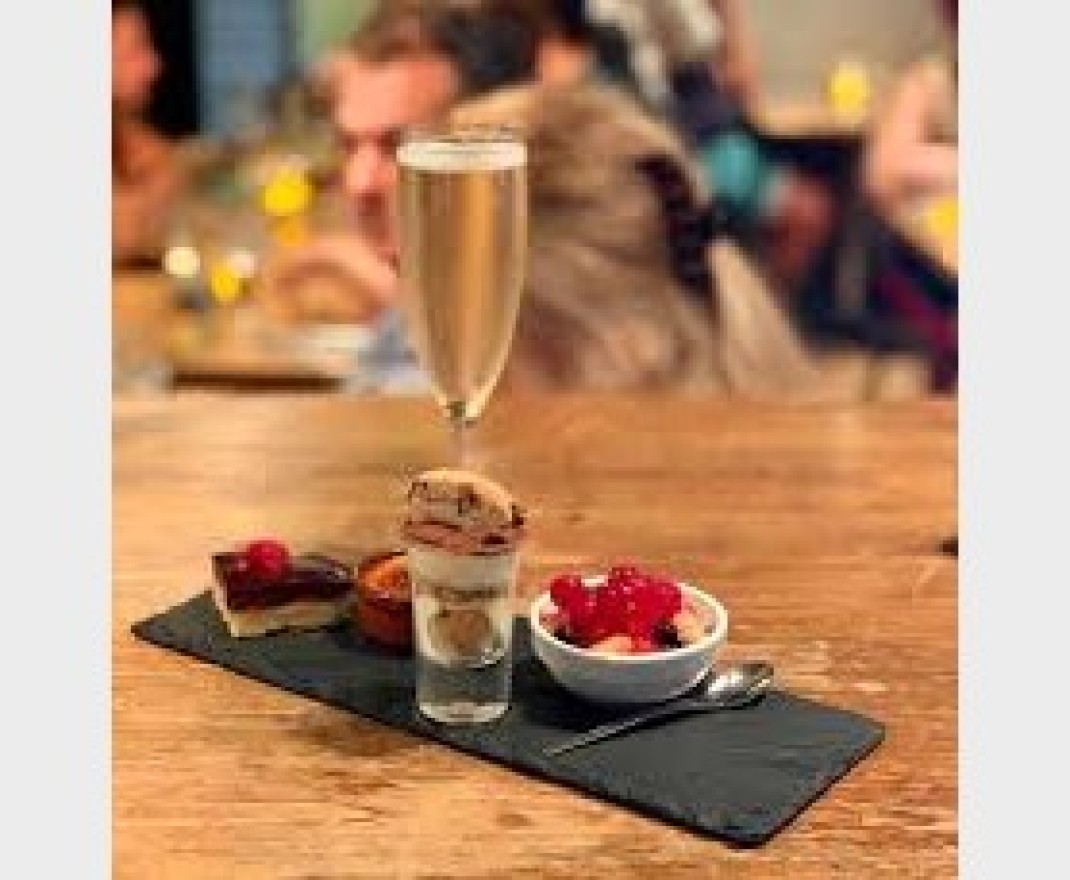 <h6 class='prettyPhoto-title'>Champagne gourmand surprise ou Irish gourmand</h6>