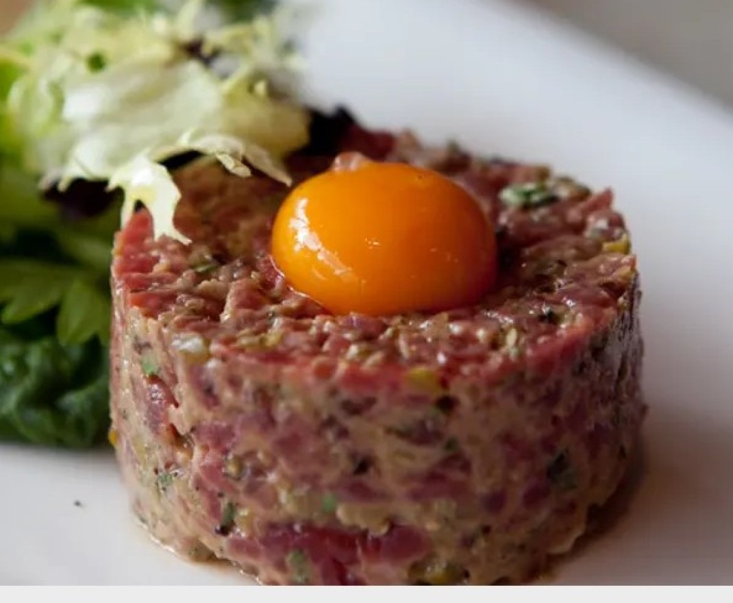 <h6 class='prettyPhoto-title'>Tartare de boeuf préparé </h6>