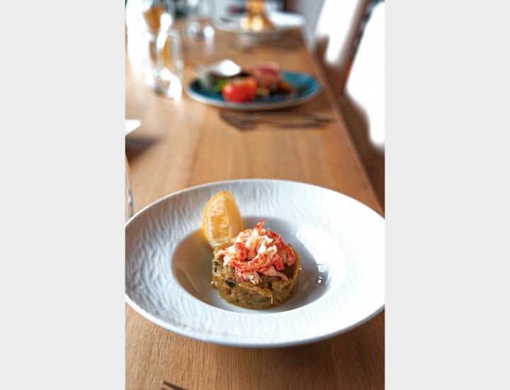 <h6 class='prettyPhoto-title'>Eggplant caviar and crayfish tails with fresh herbs</h6>