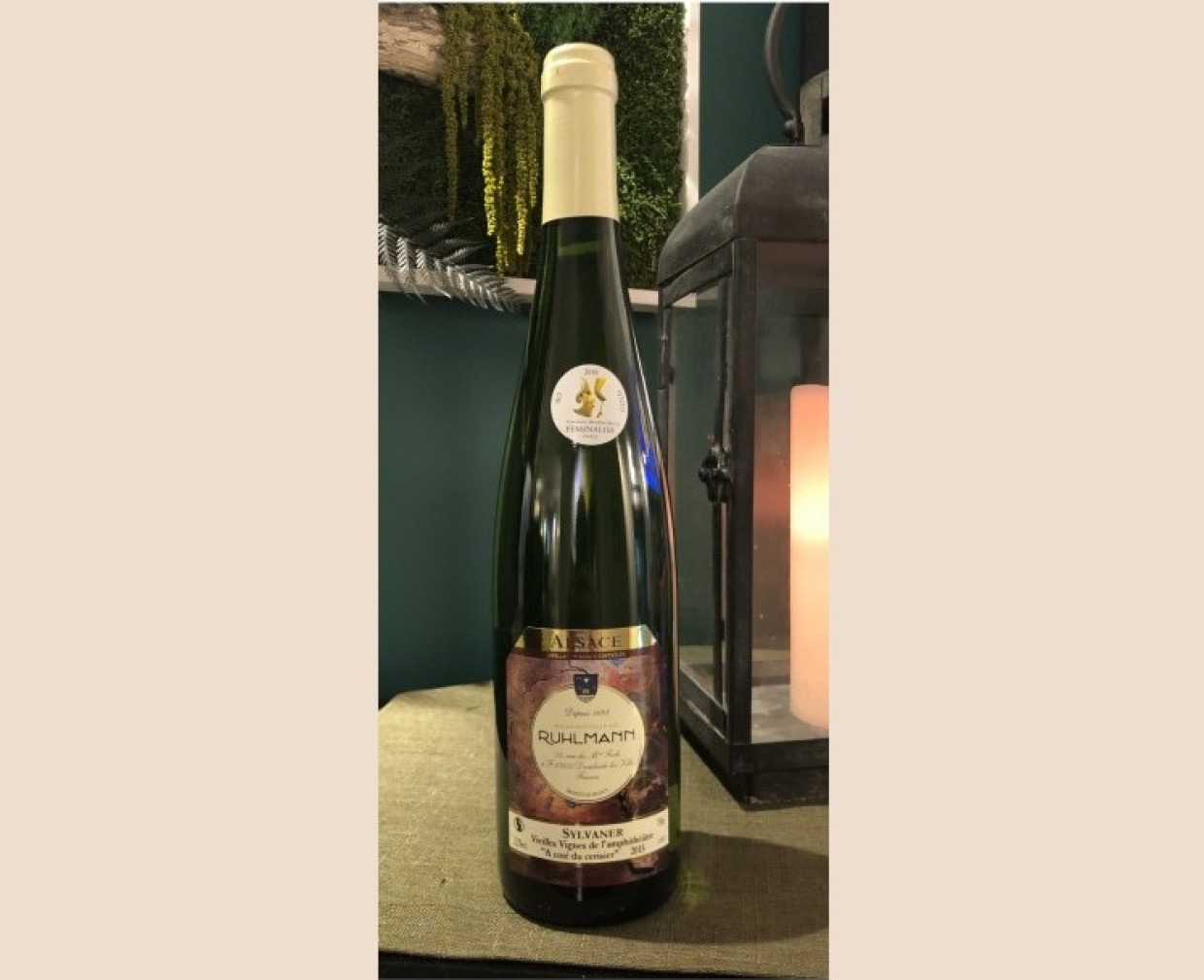 <h6 class='prettyPhoto-title'>Sylvaner vieilles vignes RUHLMANN</h6>