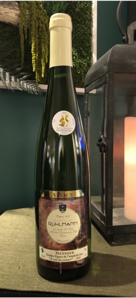 <h6 class='prettyPhoto-title'>Sylvaner "Vieilles vignes de l'amphithéâtre" RUHLMANN</h6>