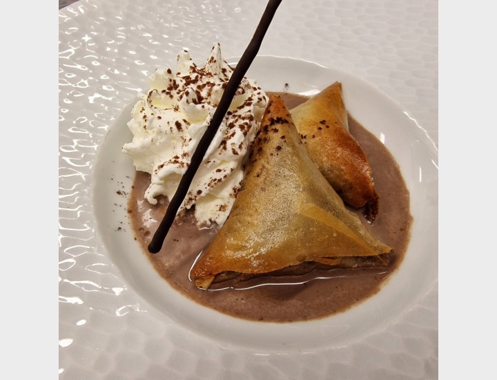 <h3 class='prettyPhoto-title'>Dessert of the moment</h3>
