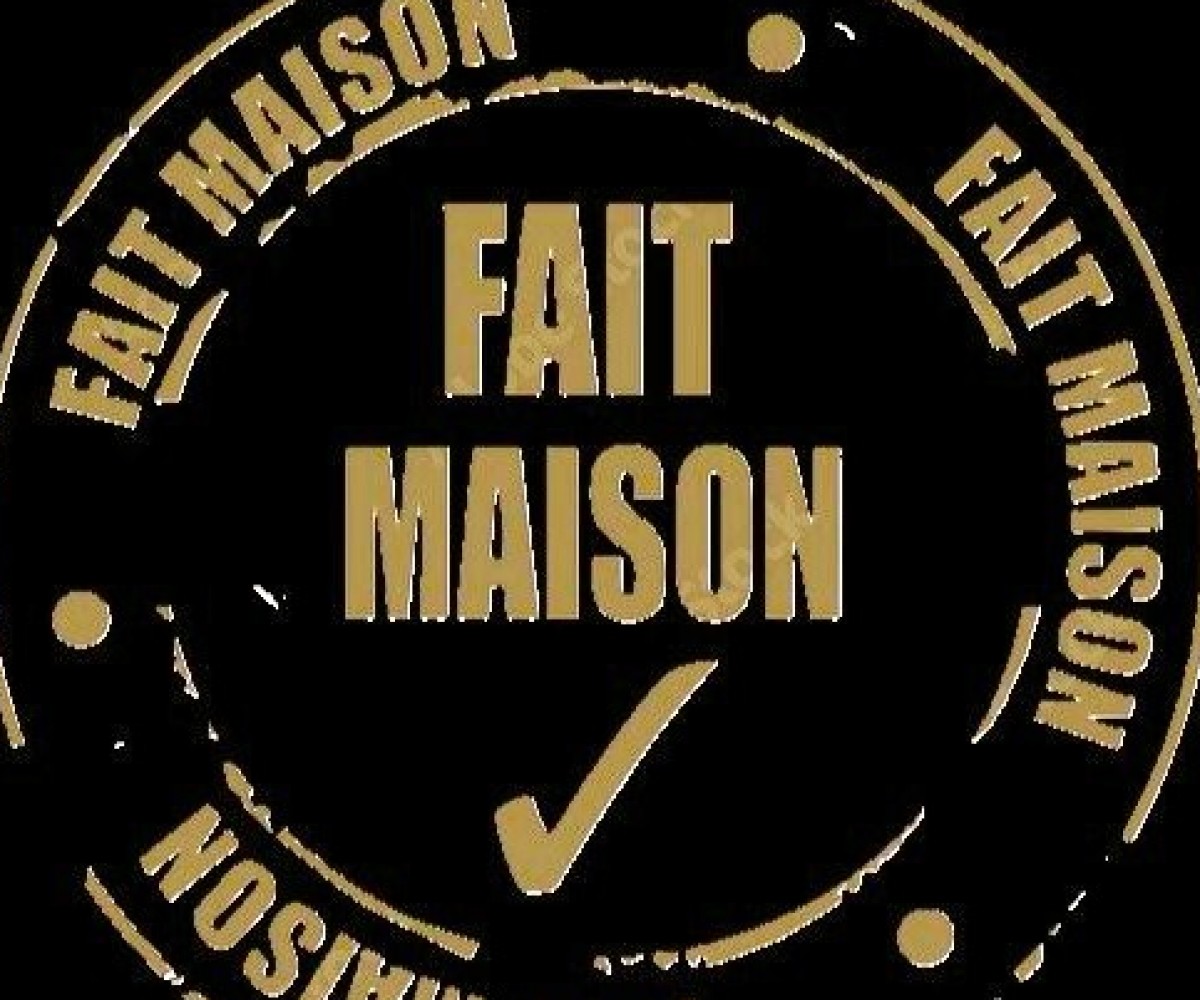 <h3 class='prettyPhoto-title'>SAUMON FUME PAR NOS SOINS</h3>