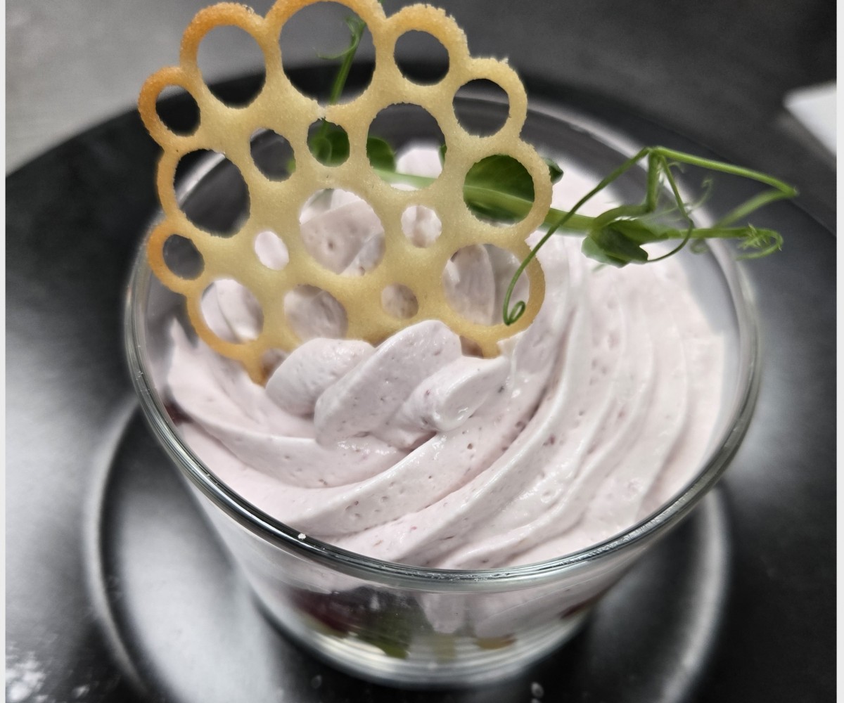 <h3 class='prettyPhoto-title'>حلوى اللحظة</h3>