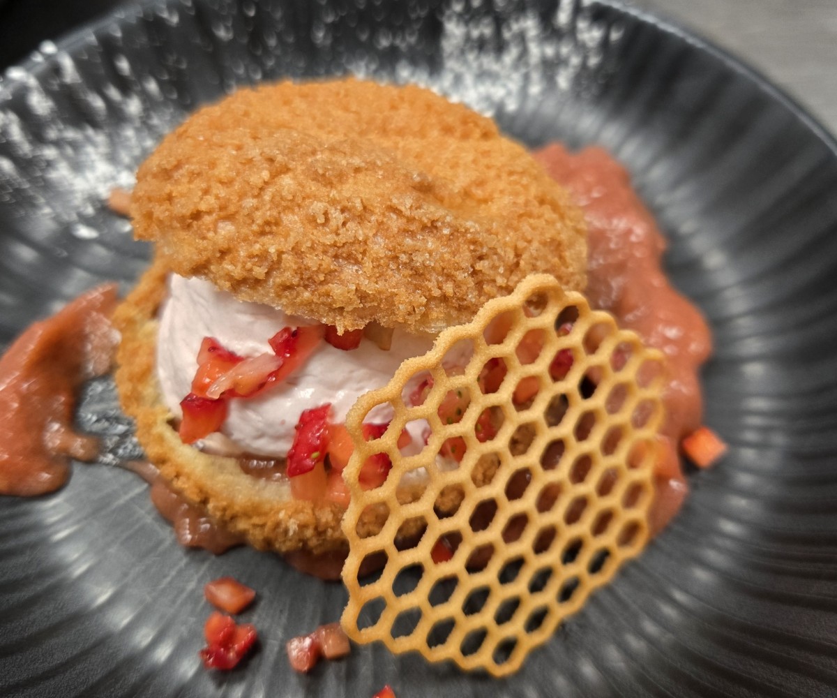 <h3 class='prettyPhoto-title'>今のデザート</h3>