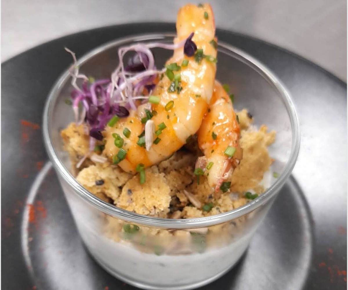 <h3 class='prettyPhoto-title'>Homemade Tzatziki</h3>