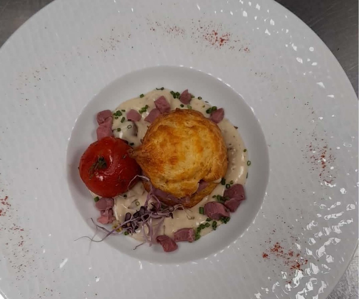 <h3 class='prettyPhoto-title'>La gougère garnie</h3>