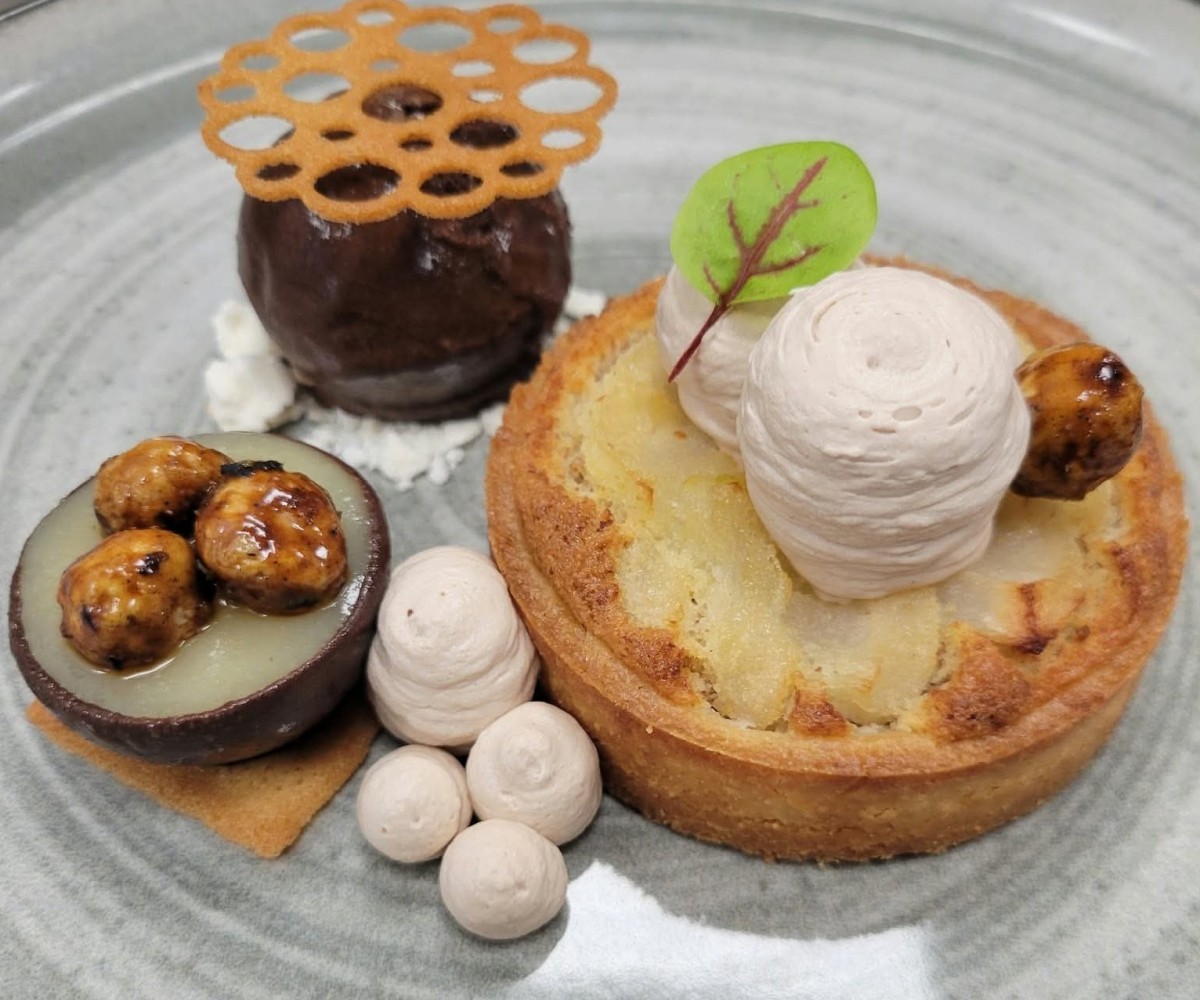 <h3 class='prettyPhoto-title'>Tartelette poire amandine d'Alexis</h3>